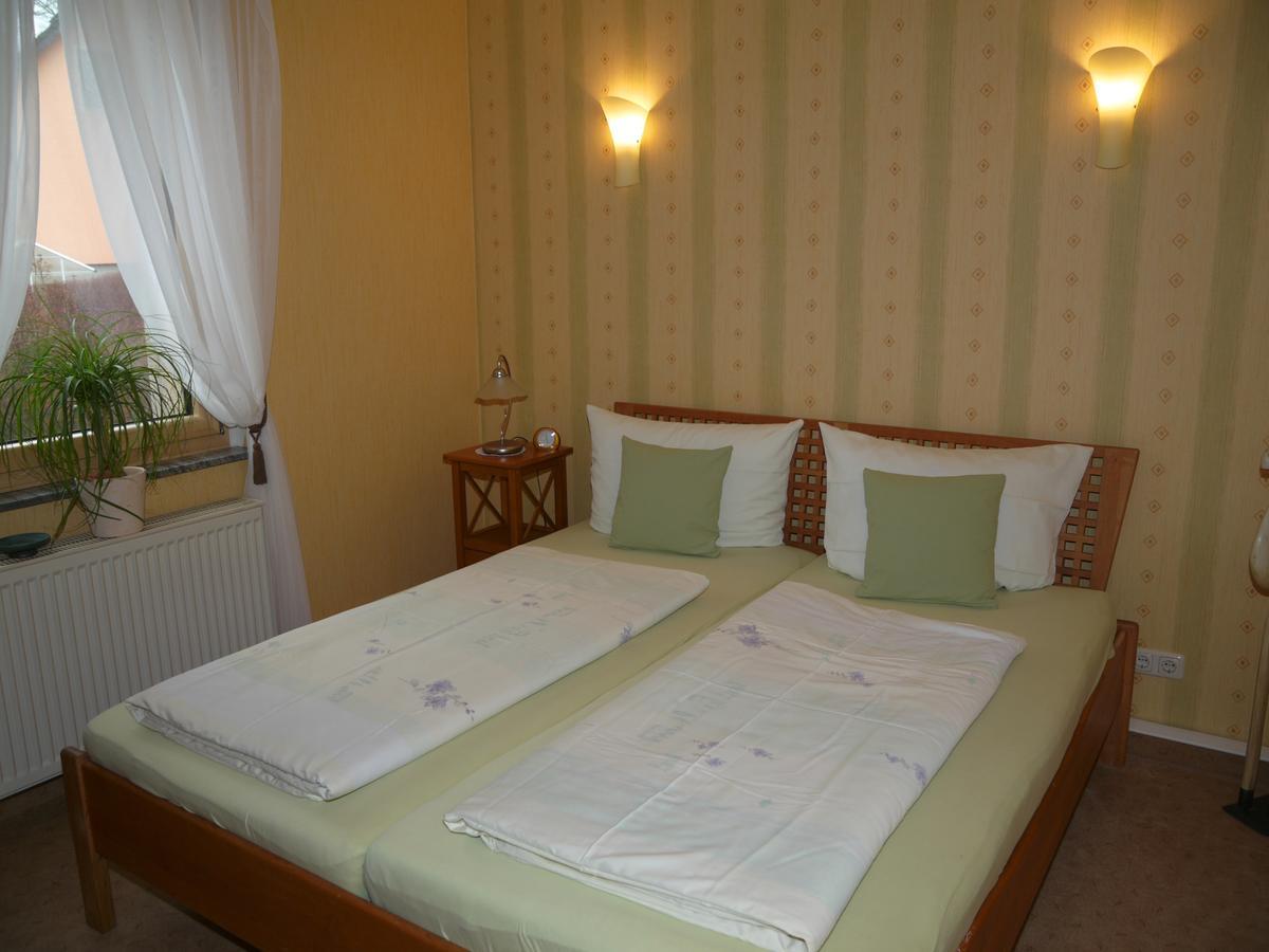 Ferienwohnung Haus "Anna" Bad Blankenburg Extérieur photo